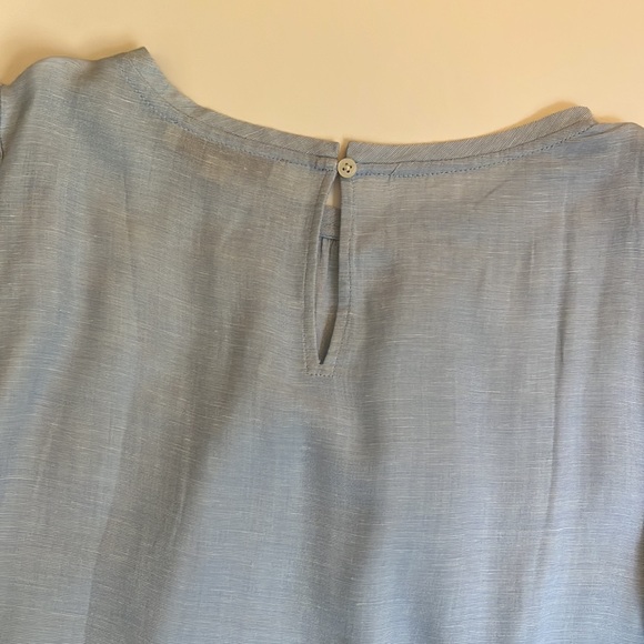 Anne Taylor Loft Short Sleeve Blouse Light Blue - Picture 4 of 6